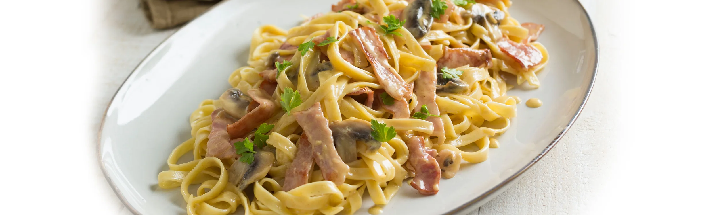 Home &bull; Fettucini Carbonara