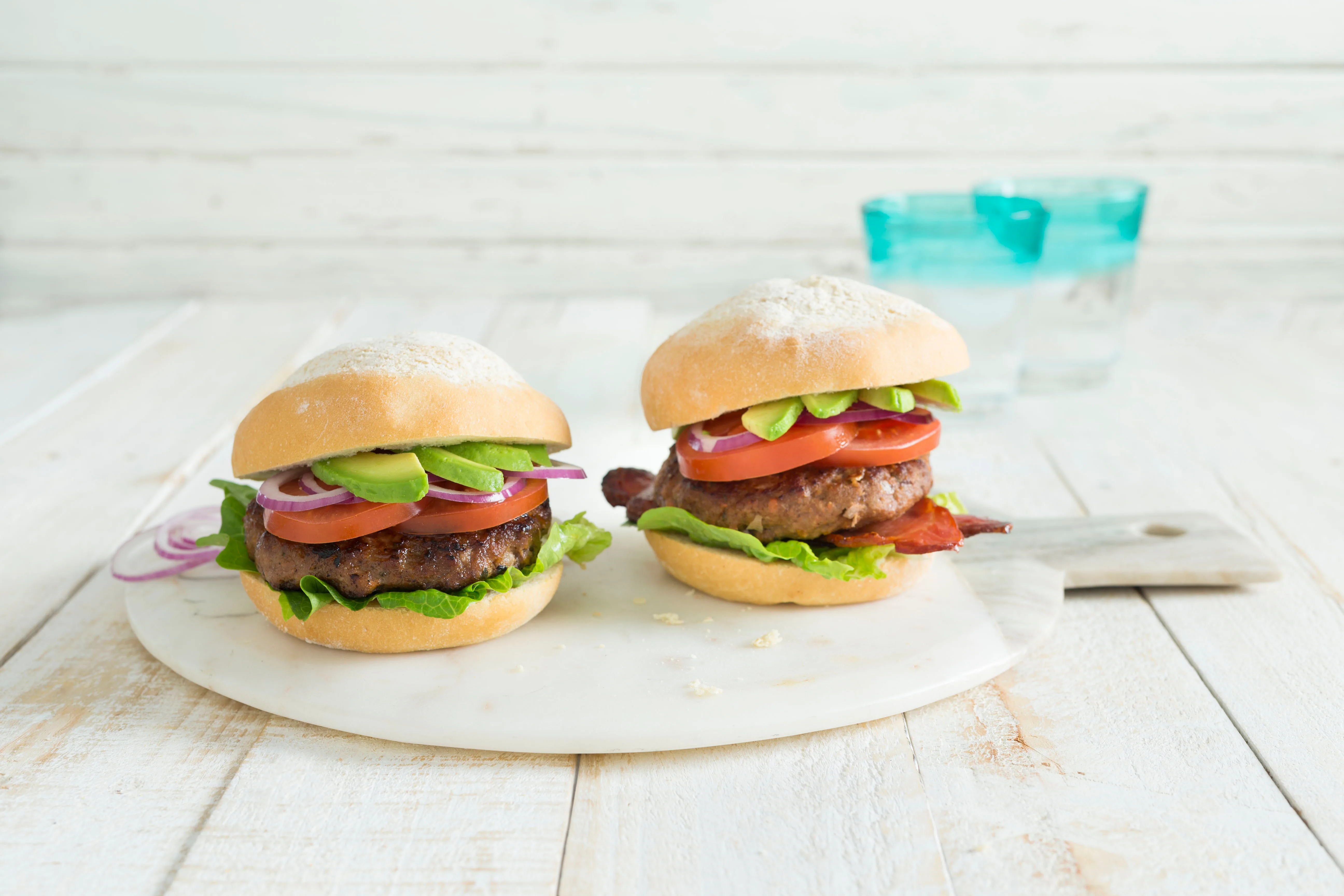 Home &bull; Burger with without bacon MG 7275