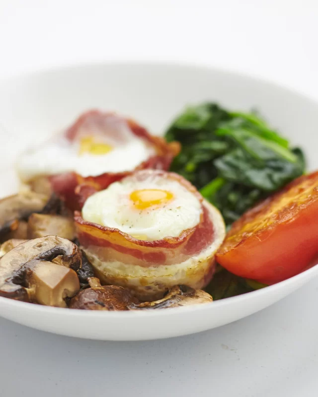 It's nearly time to treat Mum with a delicious, British breakfast this Mother's Day! Need a recipe suggestion? Give our tasty bacon and egg cups recipe a try!FULL RECIPE ⬇️INGREDIENTS
British Streaky Bacon
30 baby spinach leaves
8 eggs
Pepper
OilMETHOD
1. Preheat oven to 180°C.
2. Grease muffin tin with oil.
3. Line each hole in the tray with a bacon rasher around the edge.
4. In a bowl beat together eggs. Add pepper.
5. Place 2-3 spinach leaves at the bottom of each hole.
6. Pour in eggs, making sure you leave 1cm of space on top so it doesn’t overflow.
7. Bake in oven for 20 minutes.Head to the website for more delicious Mothers Day recipe ideas.#mothersdaybreakfast #baconandeggs #baconlovers #eggsforbreakfast #breakfastrecipes